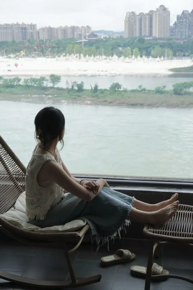 Xishuangbanna | Gaozhuangli Riverside View Room is so comfortable