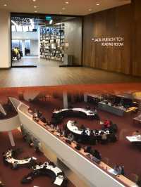 你非要去圖書館，圖書館到底有誰啊！