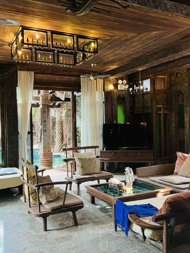 🌴🛌 Luxe Thai Villas: Chon Buri's Hidden Gem 💎
