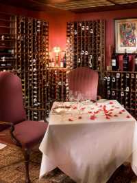 🌟 Louisville Luxe: Top Hotel Pick for Your Stay! 🛎️