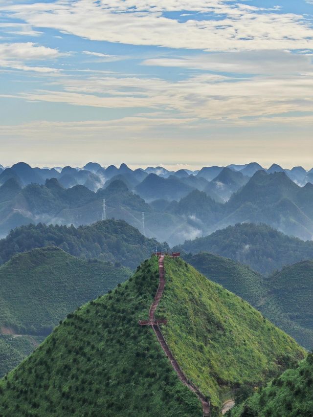 河池|雲觀天景區，推門就是日出雲海。