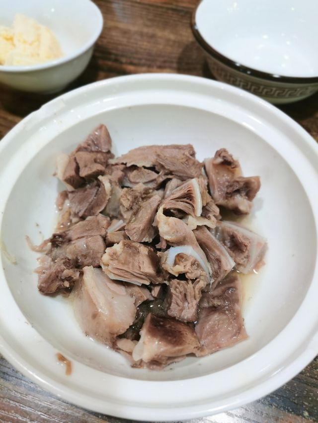 西安出發·呼和浩特～大召寺旁的塞上老街。