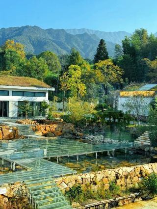 Jianning Lianhai Yujia, a beautiful encounter between jade and nature.