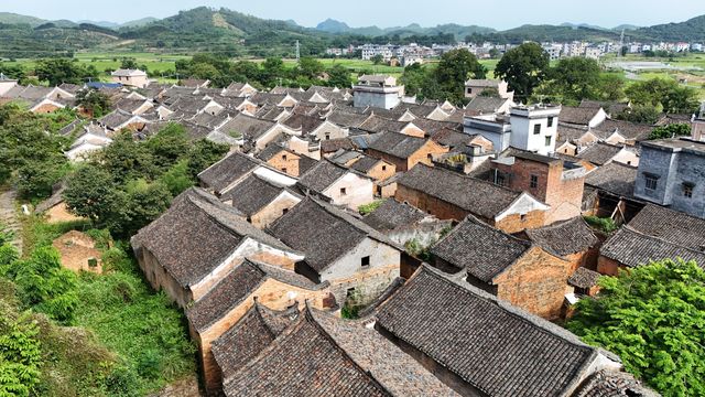 廣西富川深坡古村。