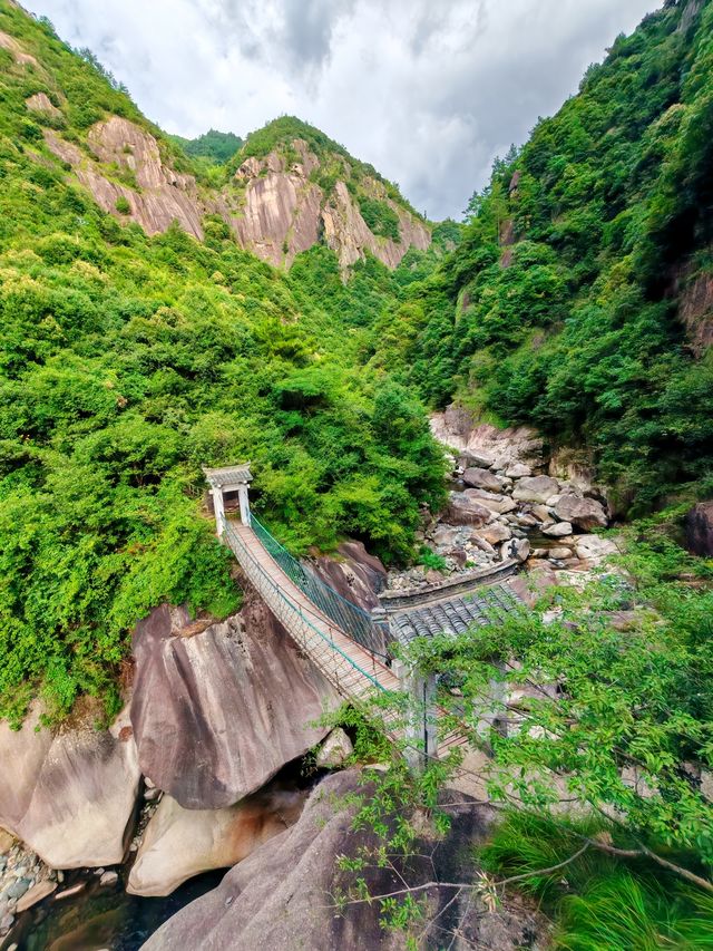 徒步逍遙棧道 - 領略徽杭古道之精華路段。