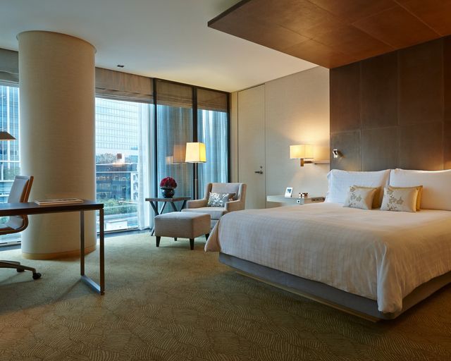 東京高端奢華體驗 | Four Seasons Hotel Tokyo at Marunouchi 。