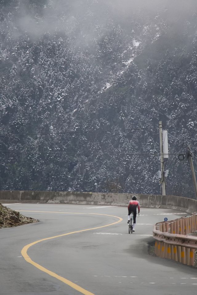 山不向我走來我便向山走去|四姑娘山。