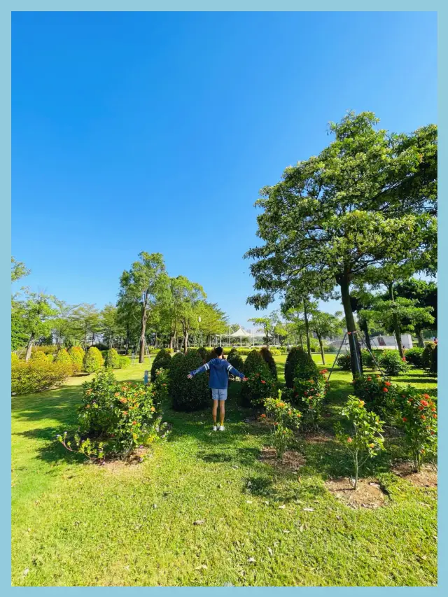 汕頭旅行濱江漫步·記憶僑批美景小眾公園。