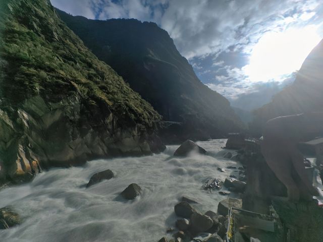 本年度第一寶藏美大峽谷就藏在雪山背後