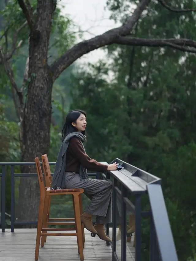 Allow yourself to waste time in a forest cafe in Yangshuo