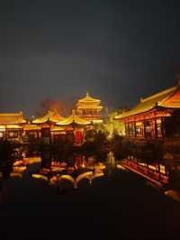 先有琵琶行還是先有琵琶亭？夜色醉人