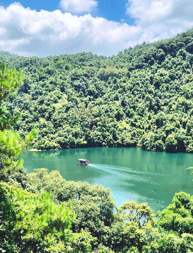 「小九寨溝」青山綠水