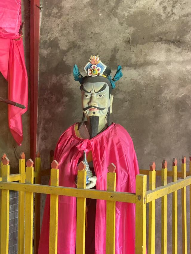 在洪洞拐個彎，撞見三朝混搭老建築