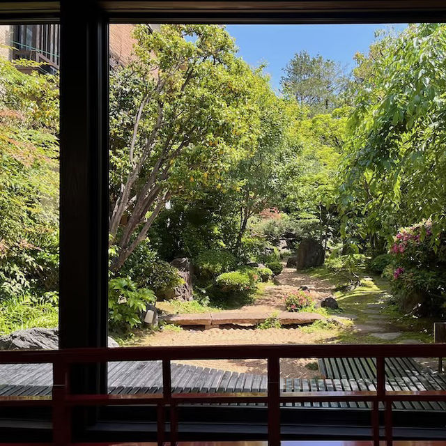 前野原溫泉 さやの湯処｜東京板橋區的苔蘚枯山水秘境