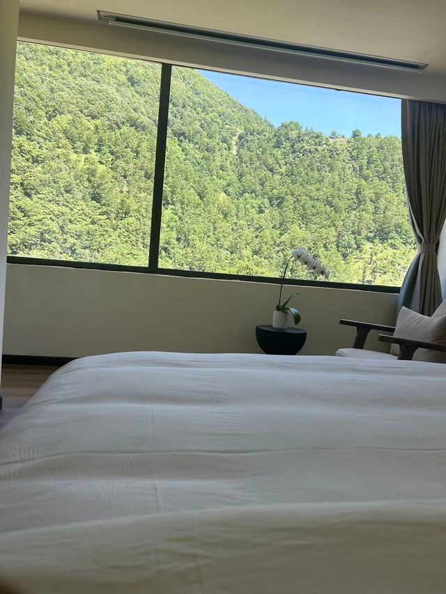 一栋一世界，一汤一雪山