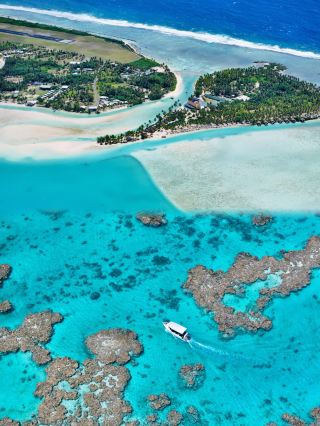 Cook Islands | A Hidden Paradise Rivaling Tahiti 💙🫧