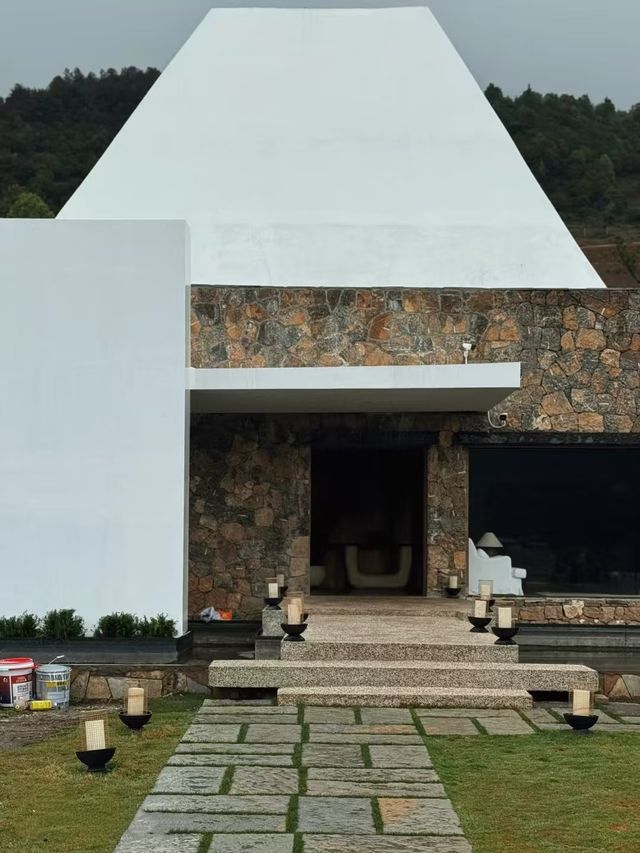 麗思漫·溯野｜麗江文海雪山下的避世酒店