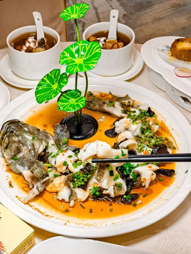 喺深圳！帶爸媽嚟呢度食飯，被讚足一個月…