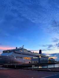 🚢 從香港出發，郵輪慢遊沖繩｜海鮮+藍海+躺平人生全都要！ 
