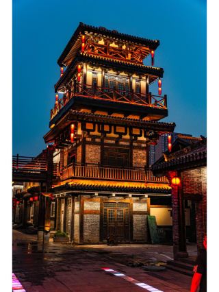 Night Tour of the Ancient Town & Snow Viewing