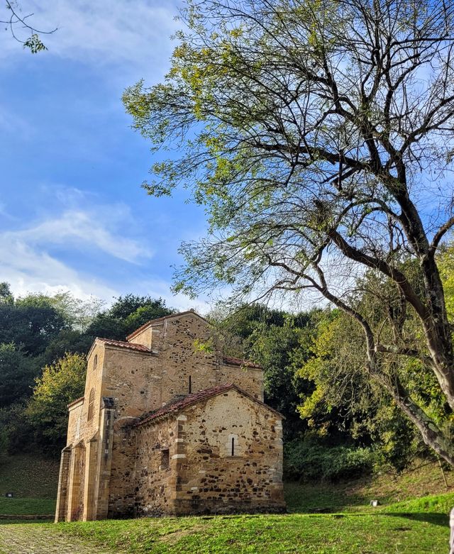 阿斯圖里亞斯的心跳：從 Cangas de Onís 到 Oviedo