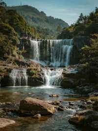 福州周邊小眾秘境！帶娃衝進23℃森林瀑布，彩虹下拍照美哭