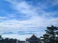 穿越雲海登峨眉探秘「武林第一山」
