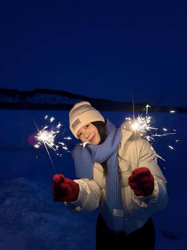 漠河冬日限定｜雪地煙花大片Get人生照片