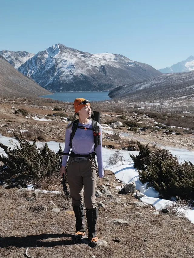 川西雪山整活，吃了牦牛肉，單穿一件是否抗凍