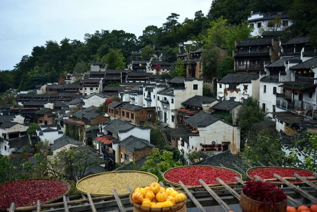 婺源篁嶺:為了出片而生的一座山村 婺源篁嶺:為了出片而生的一座山村