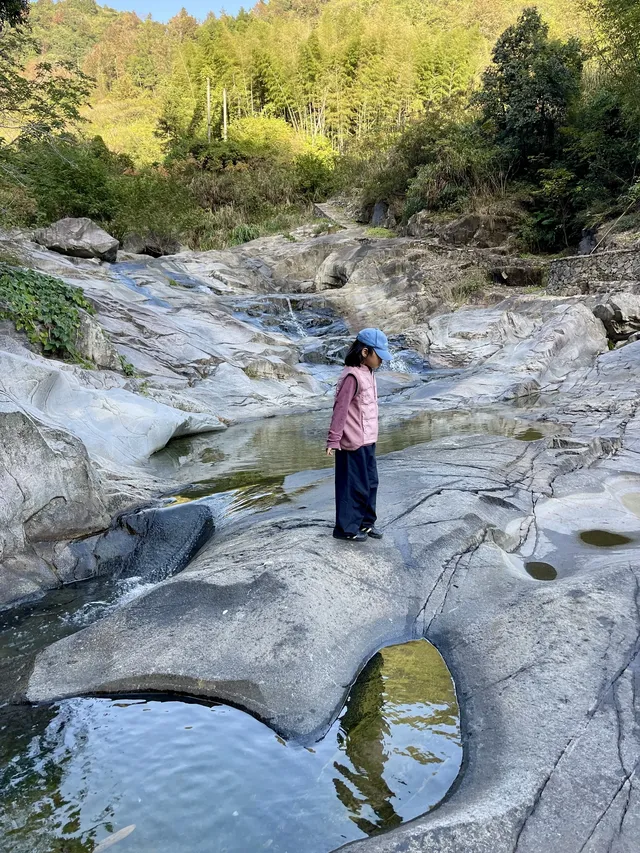 溫州親子徒步推薦 | 赤巖山風景區🪨 溫州親子徒步推薦 | 赤巖山風景區🪨