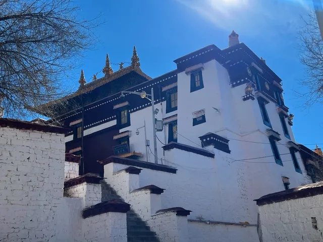 西藏day3|色拉寺 ·冬日拉薩鮮活的午後 西藏day3|色拉寺 ·冬日拉薩鮮活的午後