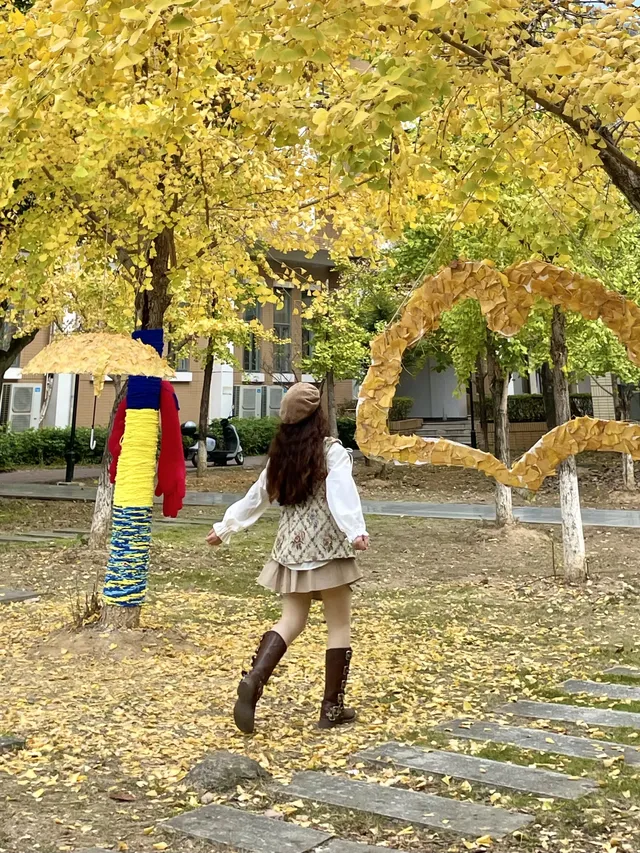 12.7實況!!福州這裡有超美銀杏打卡點!! 12.7實況!!福州這裡有超美銀杏打卡點!!