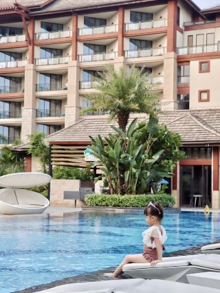 Liburan keluarga serba ada, membebaskan tangan Anda untuk kesenangan tanpa batas!