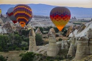 Romance of the Hot Air Balloons!