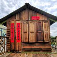 Vintage Hut at Parit Jawa!