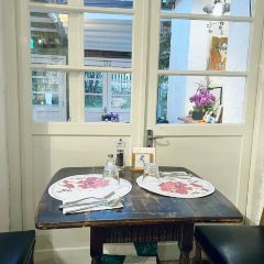 Yang Ming Cafe User Photo