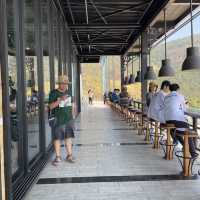 ☕️⛰️จิบกาแฟรับลมเย็นที่ฟีโนลาเต้🌿🌳