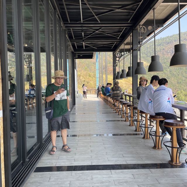 ☕️⛰️จิบกาแฟรับลมเย็นที่ฟีโนลาเต้🌿🌳