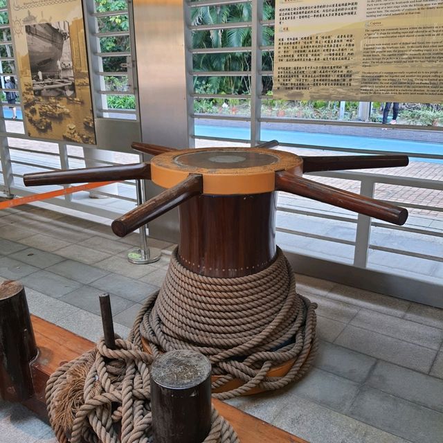 有避風塘景的風之塔公園