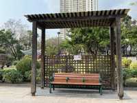 九龍城廣場旁邊嘅賈炳達道公園