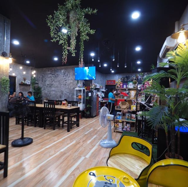 เสวนา ร้านอร่อยใจกลางเมืองพังงา 