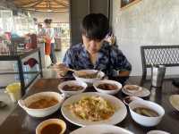 ไจแอนท์ ก๋วยเตี๋ยวไก่มะระอร่อยเด็ดประเทศไทย 🍽️🍜