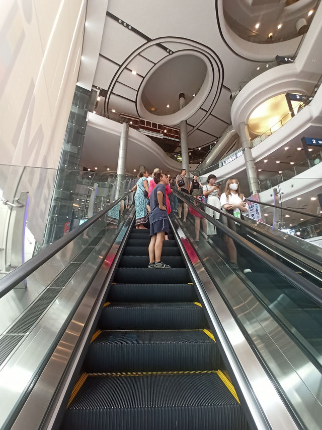 เทอร์มินัล 21 (Terminal 21)