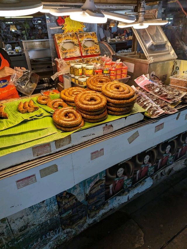 A Culinary Expedition at Chiang Mai Gate Market