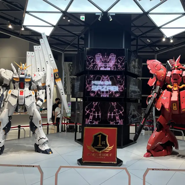 鋼彈迷不能錯過的地方‼️ 福岡的gundam base