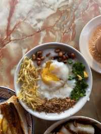 Nostalgic style breakfast @ Warong Che Limah