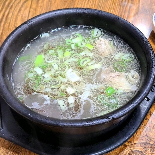 제주 연동 맛집)산우정 - 찐 도민도 웨이팅하는 제원 노포 육사시미, 육회 전문점 
