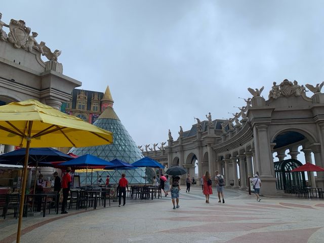 Louvre At SunWorld Bana Hills
