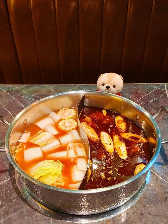 平日優惠！火鍋四人套餐只需HKD$1138，人均約HKD$200多